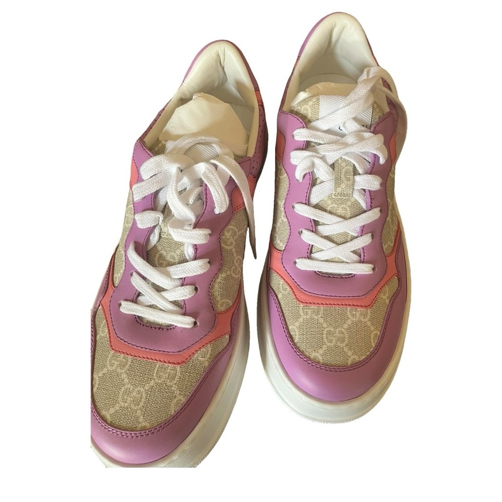 Gucci Women's Pink and Cream Lace-Up Sneakers